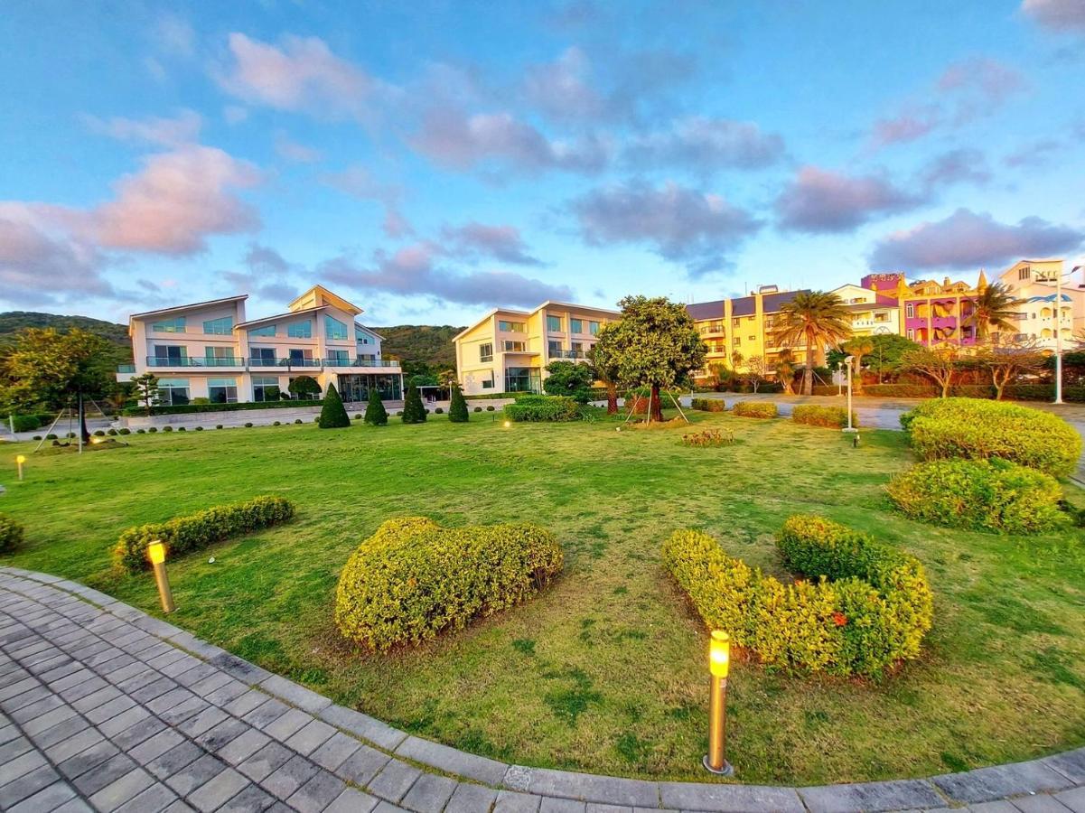 墾丁椰林 海灘文旅 Hotell Cape Eluanbi Eksteriør bilde