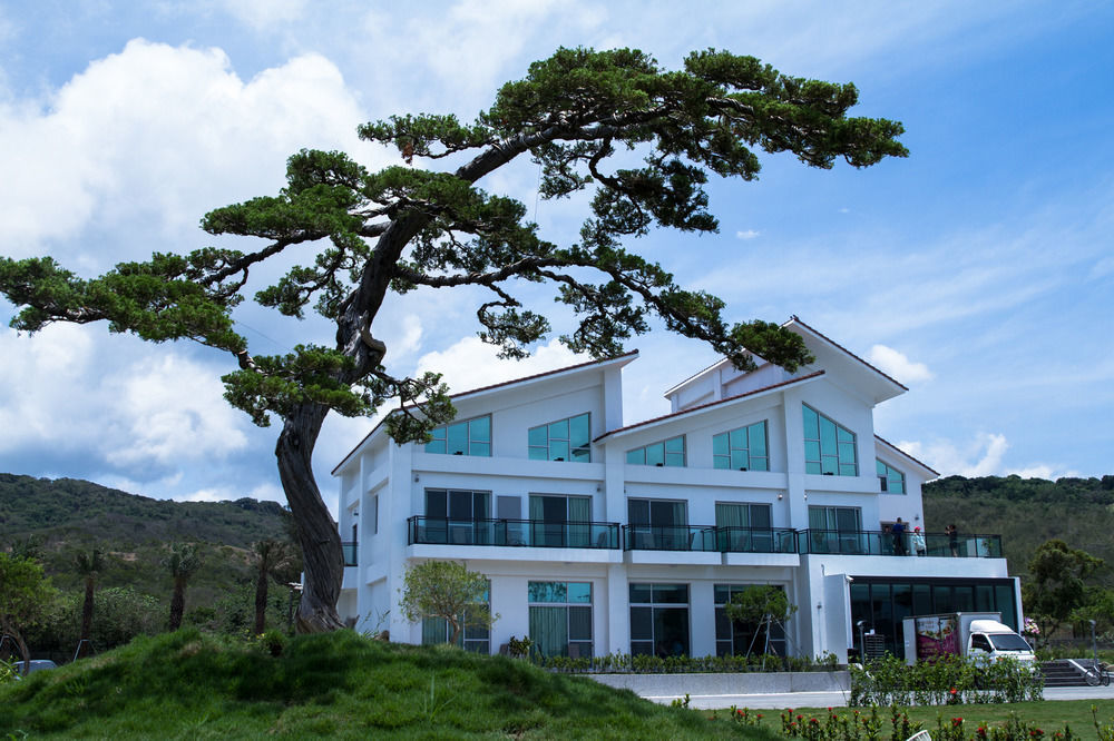 墾丁椰林 海灘文旅 Hotell Cape Eluanbi Eksteriør bilde