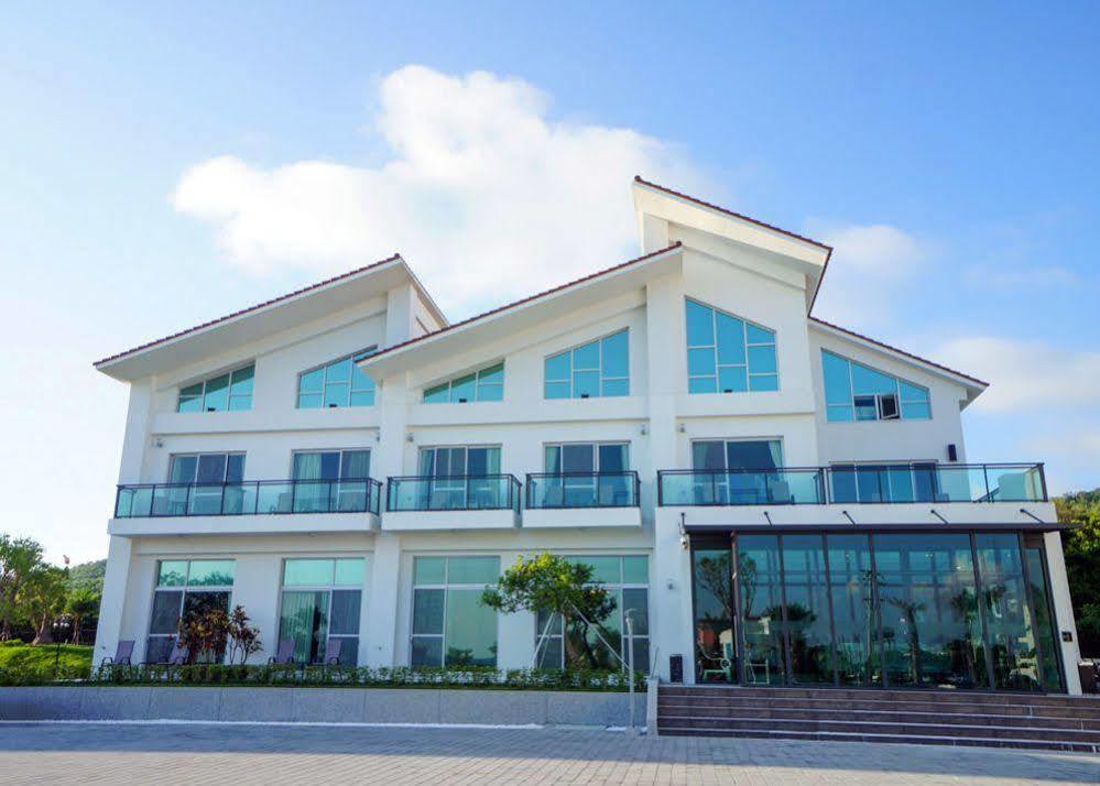墾丁椰林 海灘文旅 Hotell Cape Eluanbi Eksteriør bilde