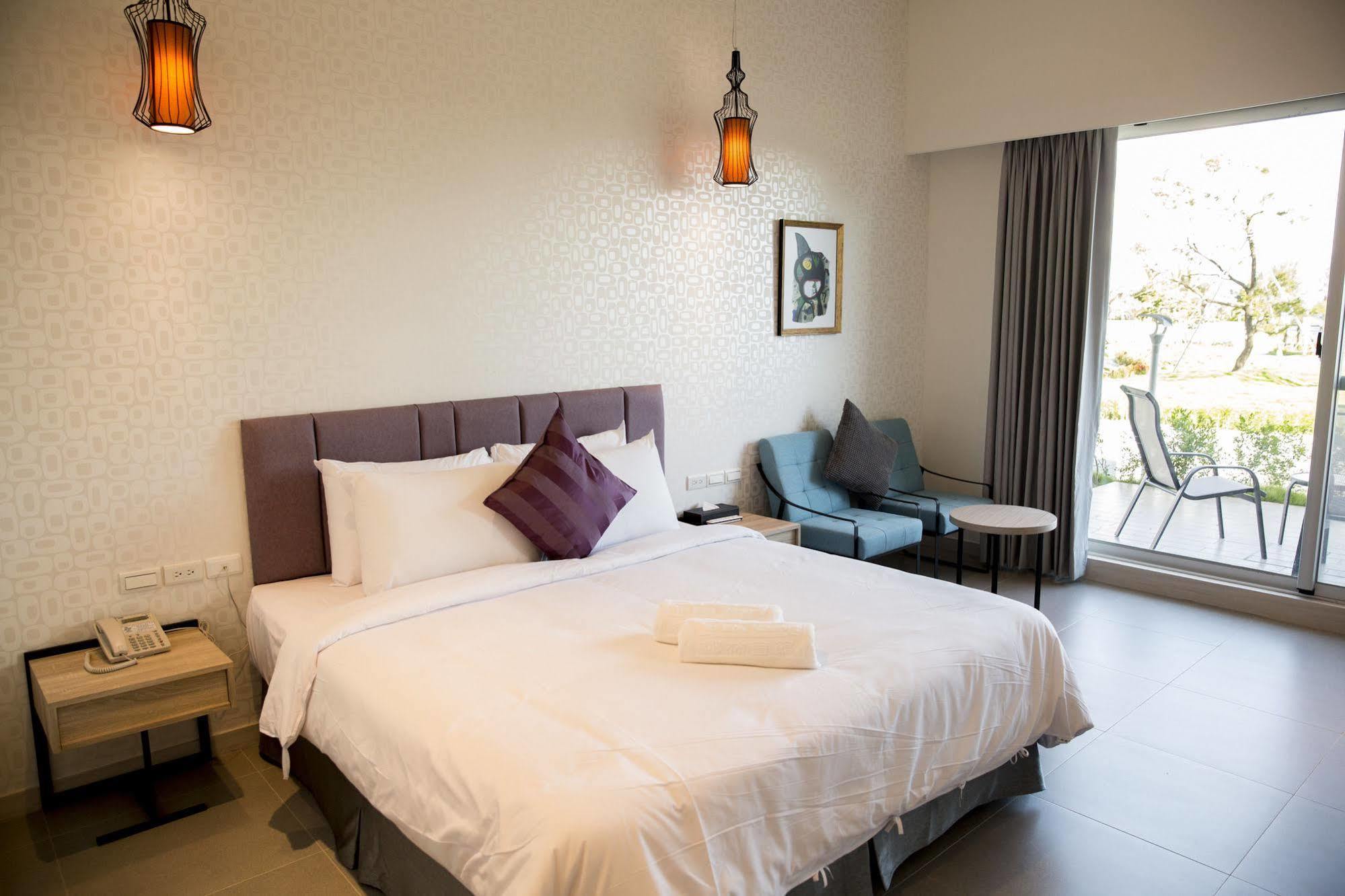 墾丁椰林 海灘文旅 Hotell Cape Eluanbi Eksteriør bilde