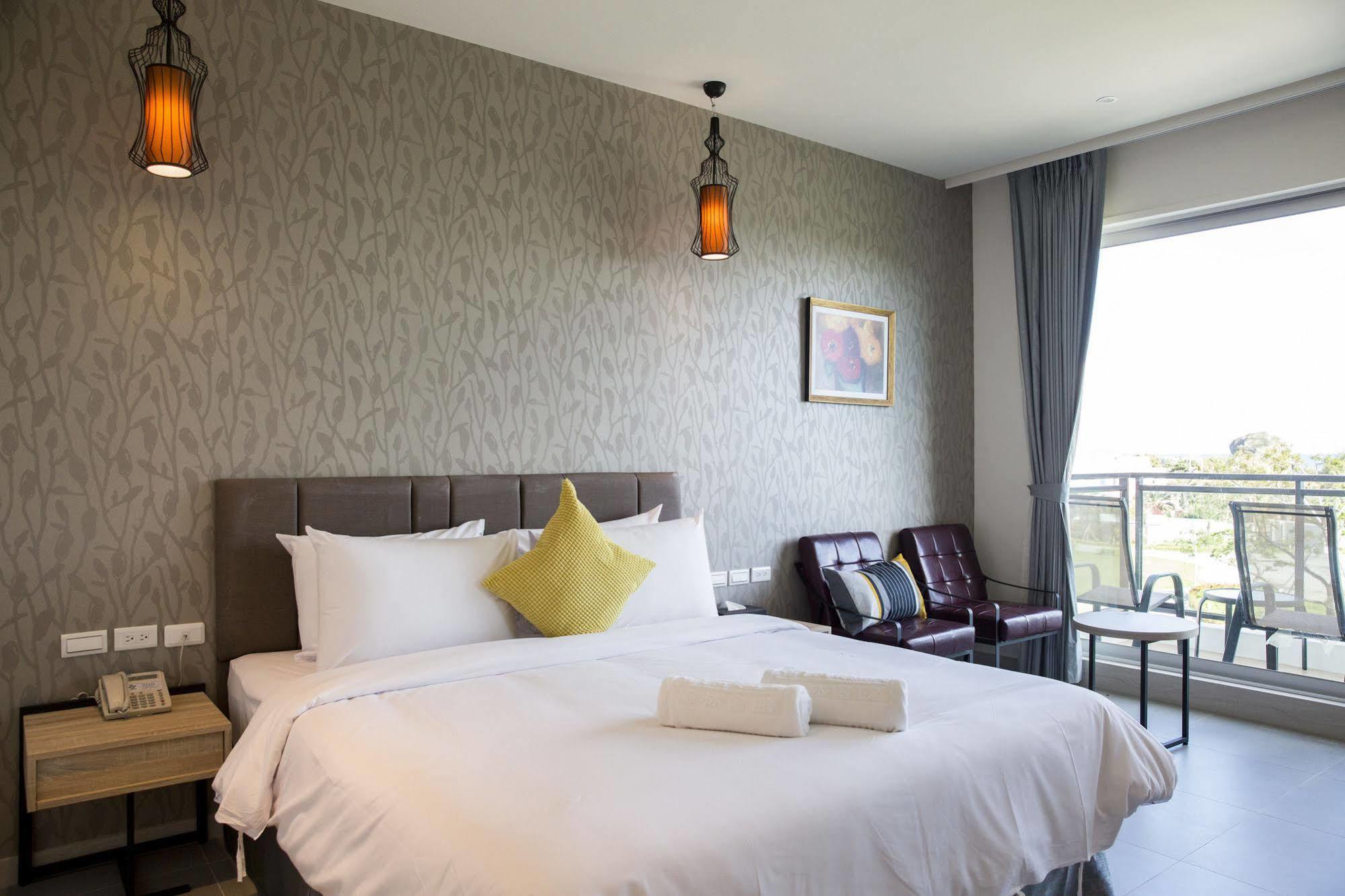 墾丁椰林 海灘文旅 Hotell Cape Eluanbi Eksteriør bilde