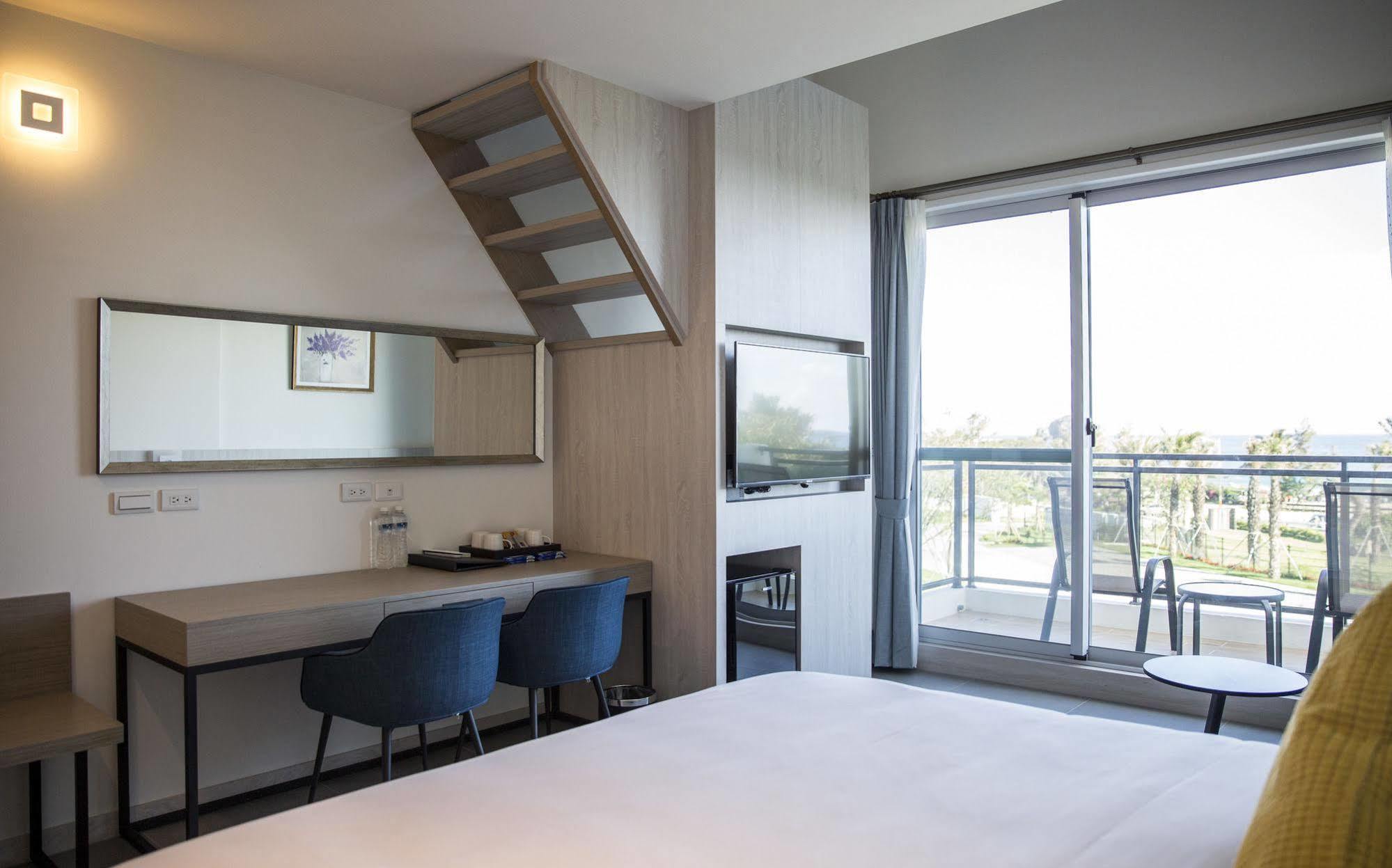 墾丁椰林 海灘文旅 Hotell Cape Eluanbi Eksteriør bilde