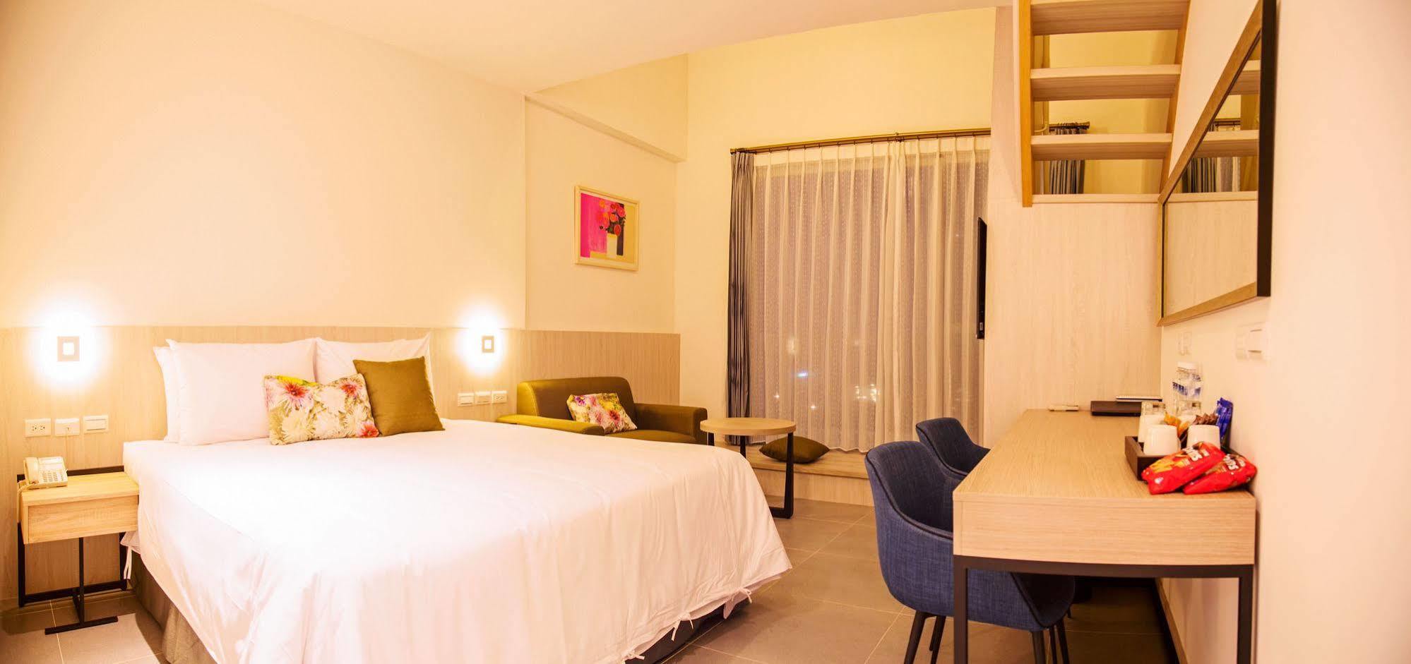 墾丁椰林 海灘文旅 Hotell Cape Eluanbi Eksteriør bilde